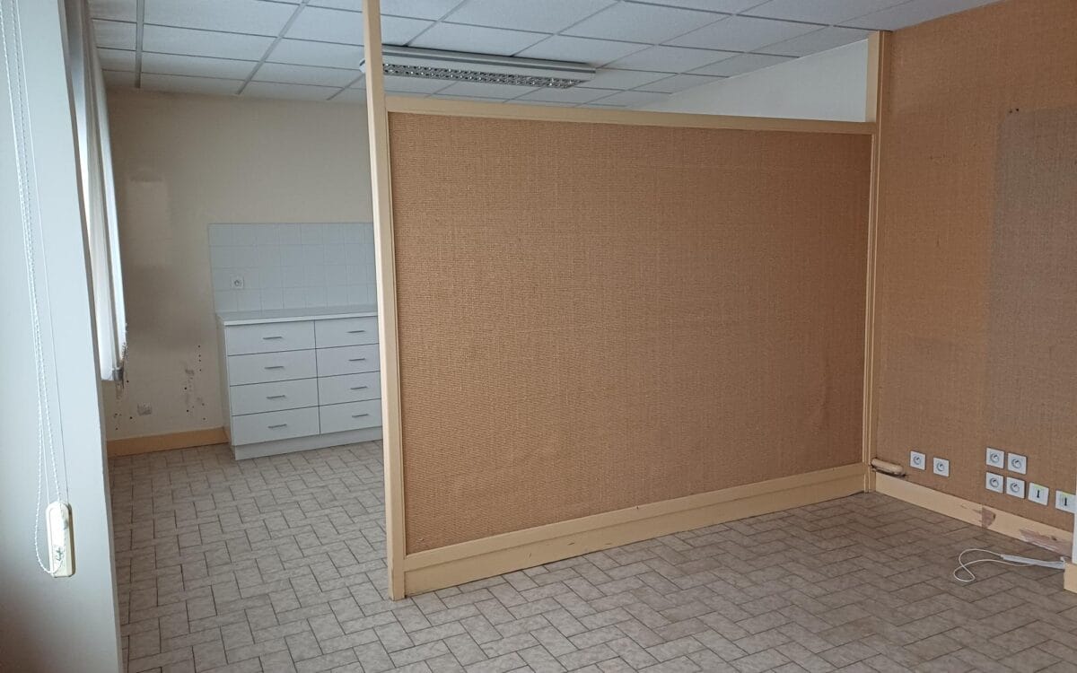 Local commercial Vineuil